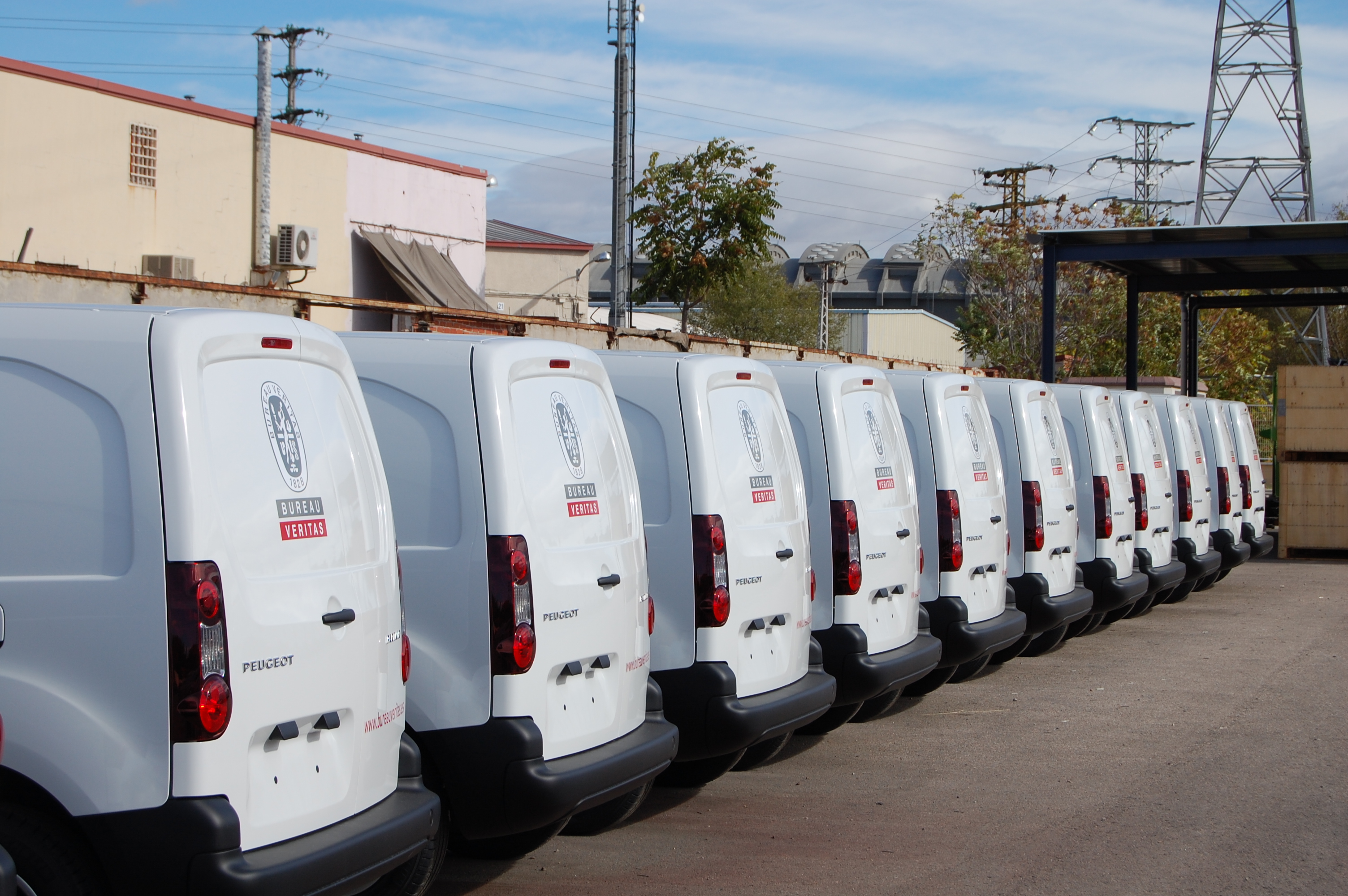 Bureau Veritas cars on parking